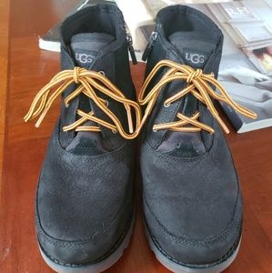 SOLD..SOLD..SOLDYouth Uggs